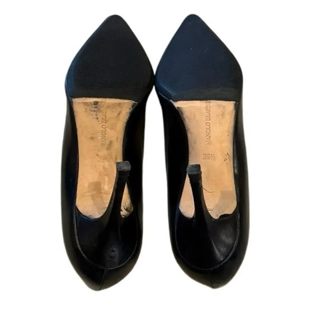 Manolo Blahnik Black Leather Pointed-Toe Pumps – Size 39.5 - Picture 5 of 5